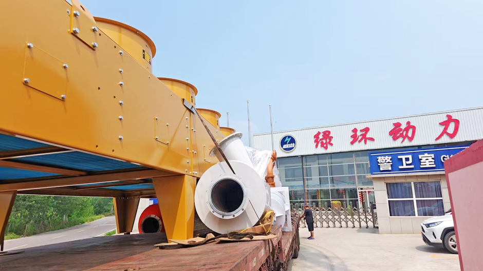 山東綠（lǜ）環（huán）動力1MW沼氣（qì）發電（diàn）機組發往越（yuè）南